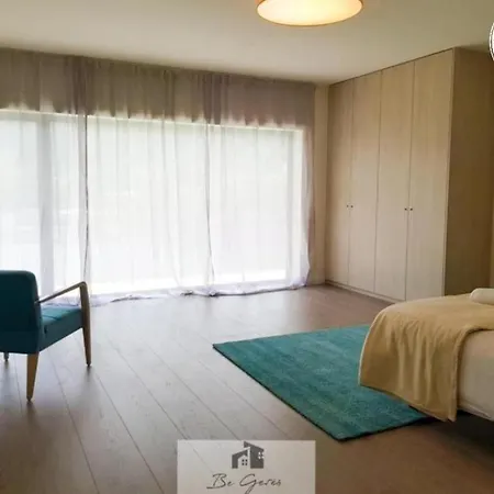 Ermal House Ferienhaus *